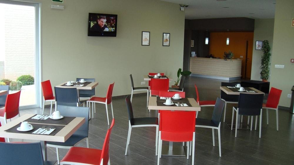 Hotel 280 Zaragoza Calatorao Eksteriør billede
